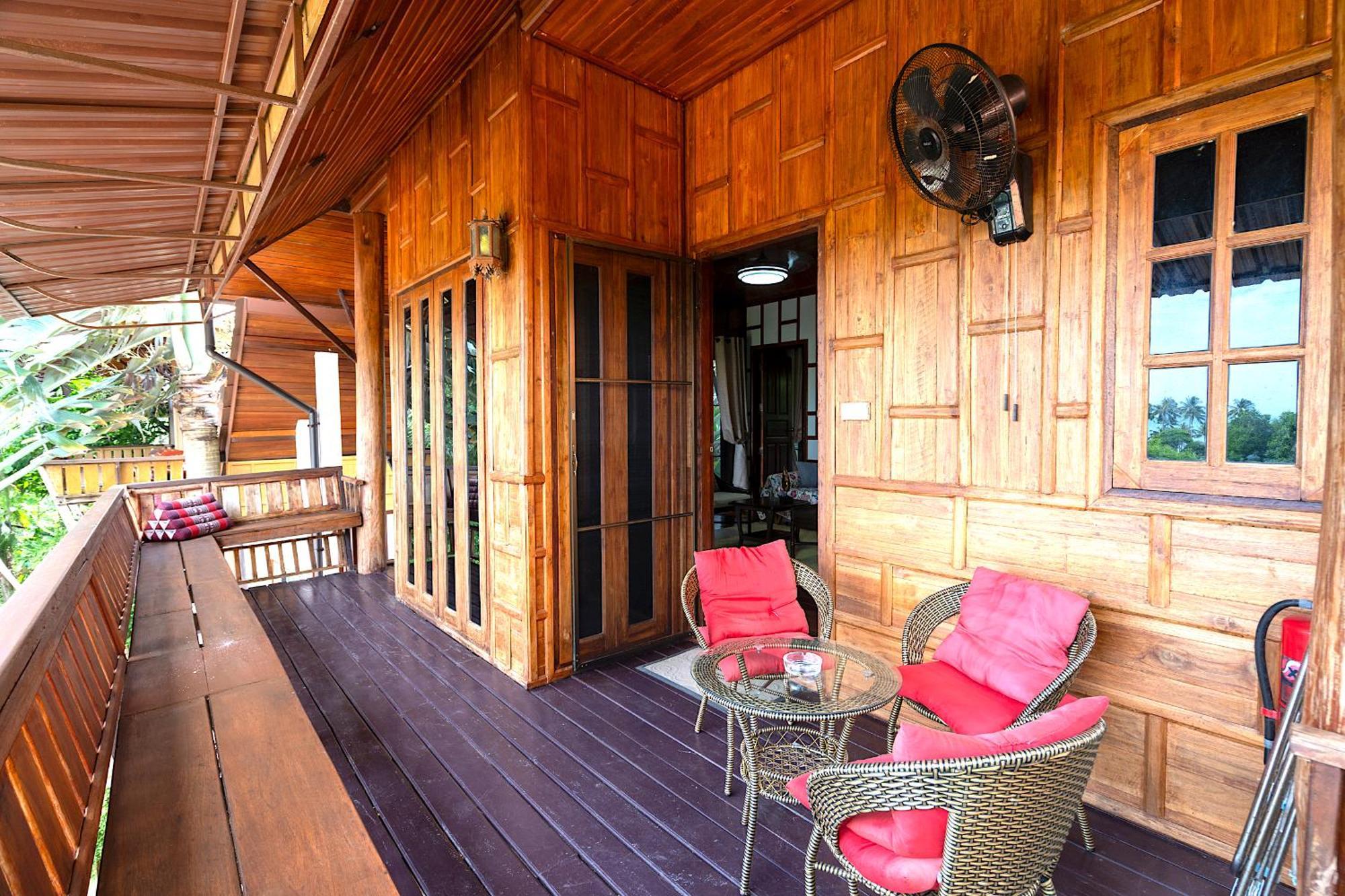Villa Ayutthaya At Kantiang Bay Ko Lanta Extérieur photo